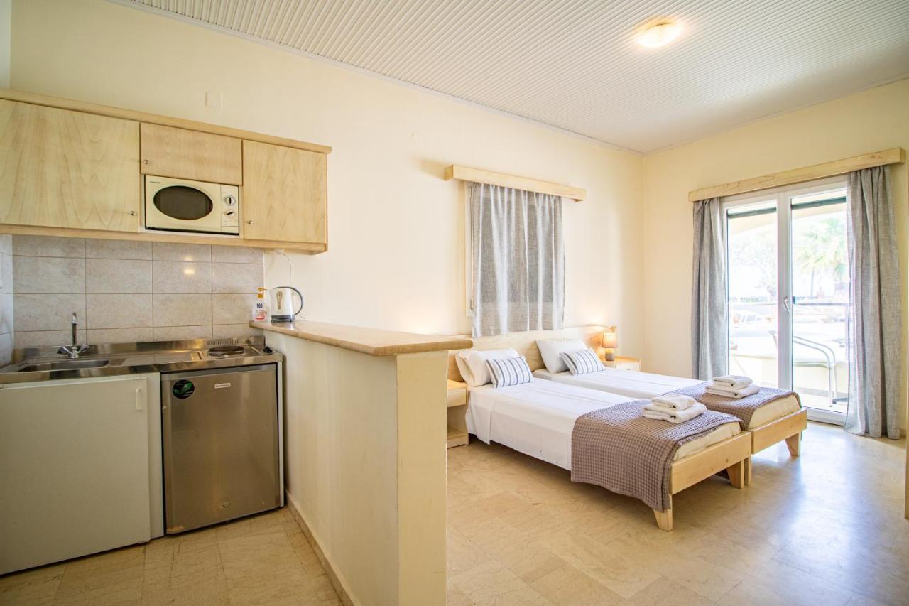 Sunrose Beach Aparthotel Acharavi  Exterior foto