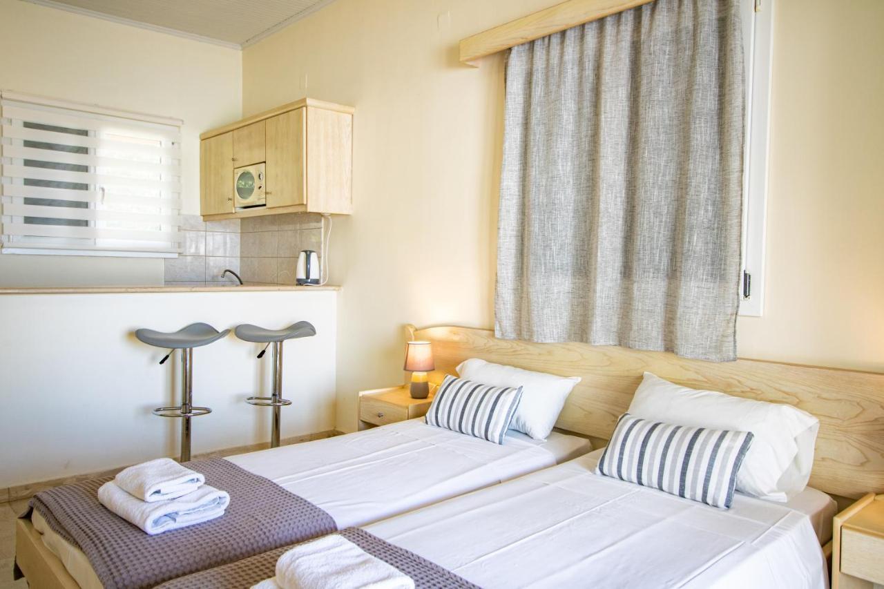 Sunrose Beach Aparthotel Acharavi  Exterior foto