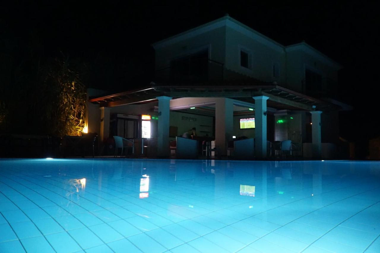 Sunrose Beach Aparthotel Acharavi  Exterior foto