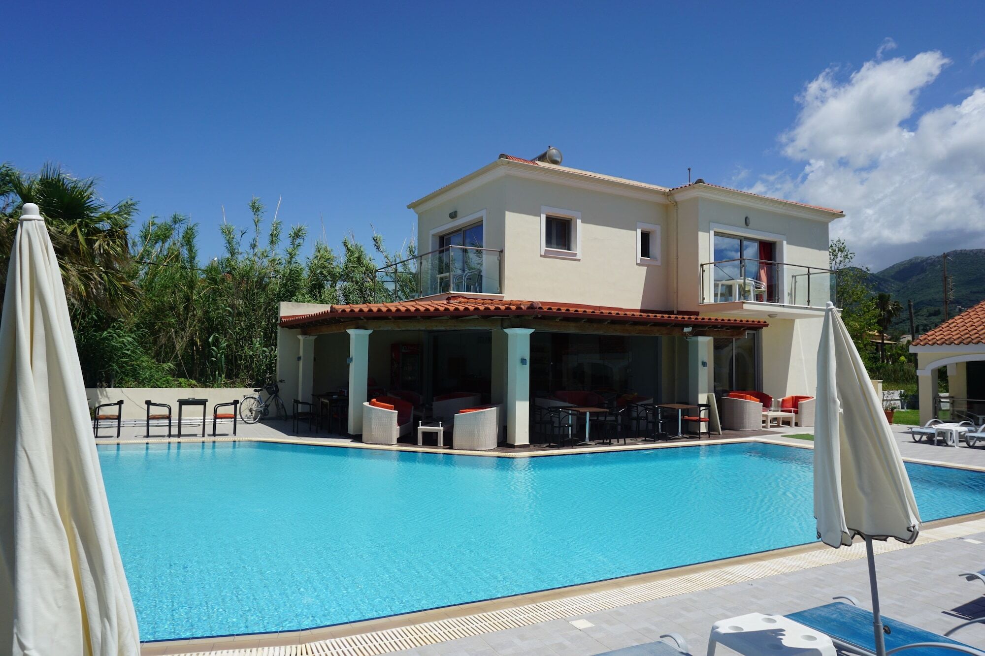Sunrose Beach Aparthotel Acharavi  Exterior foto