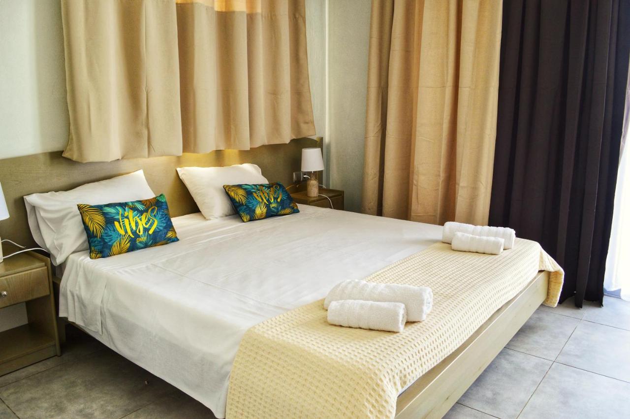 Sunrose Beach Aparthotel Acharavi  Exterior foto