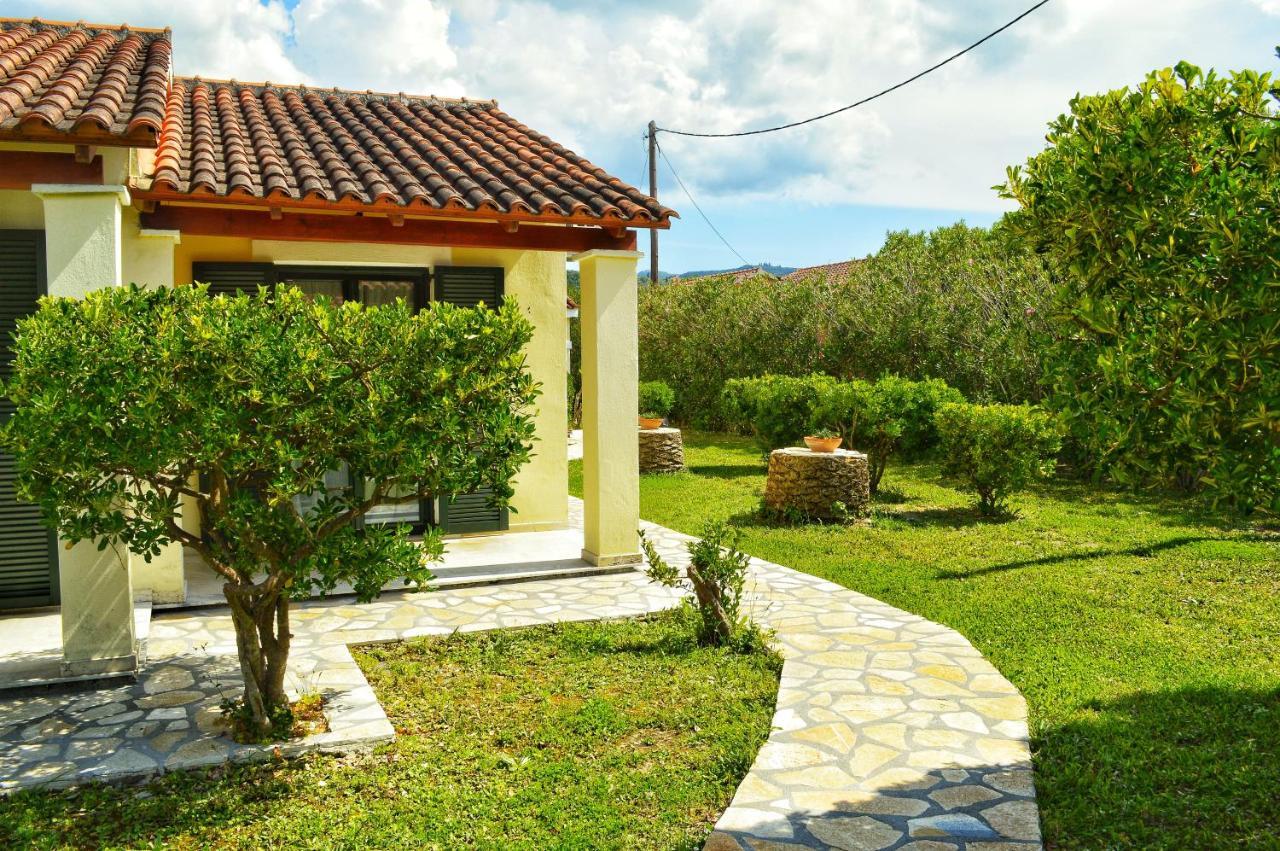 Sunrose Beach Aparthotel Acharavi  Exterior foto