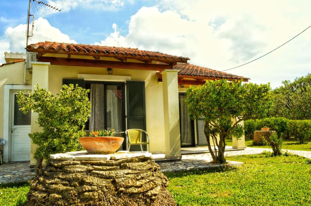 Sunrose Beach Aparthotel Acharavi  Exterior foto